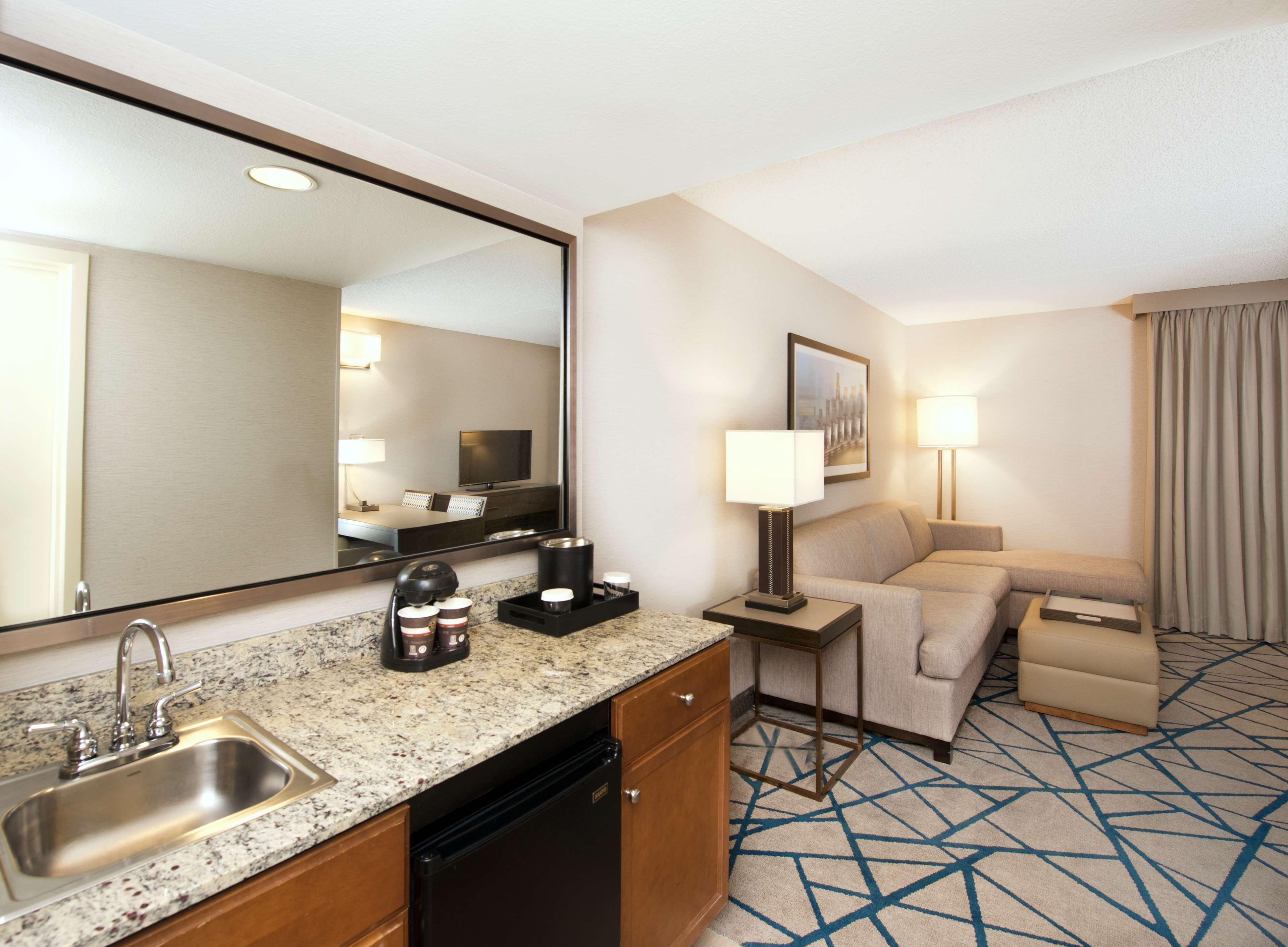 Embassy Suites By Hilton Seattle Bellevue Exteriér fotografie